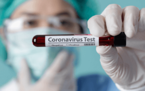 Cómo son las pruebas rápidas para detectar el coronavirus